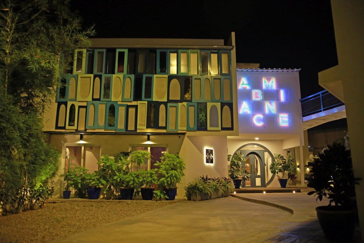 Ambiance Boutique Art Hotel Karatschi Exterior foto